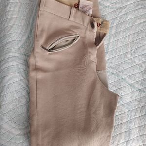 Knee patch riding pant
